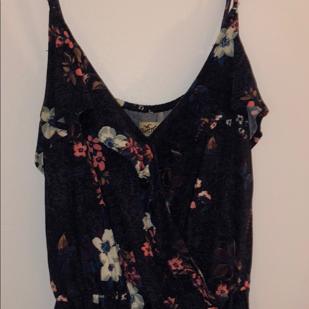 hollister romper floral size medium